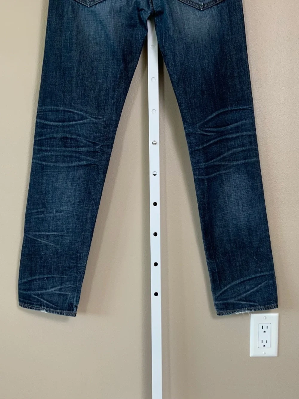 American Eagle Original Taper Distressed Jeans